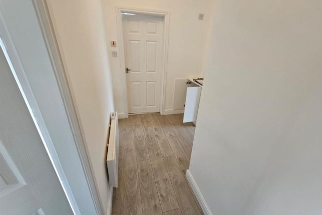 Flat 6, 43, Handsworth Wood Road, Birmingham photo 4