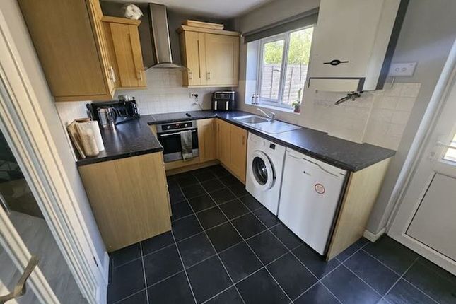 6, The Valls, Bristol photo 4