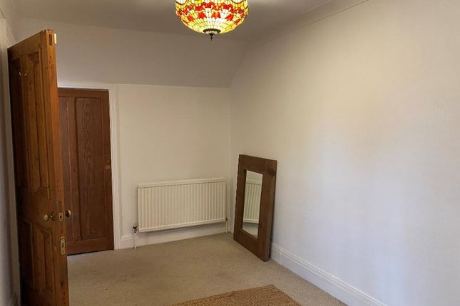 Flat for sale in Princes Avenue, Hull