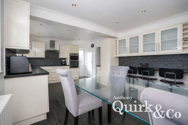 288, Furtherwick Road, Canvey Island photo 4