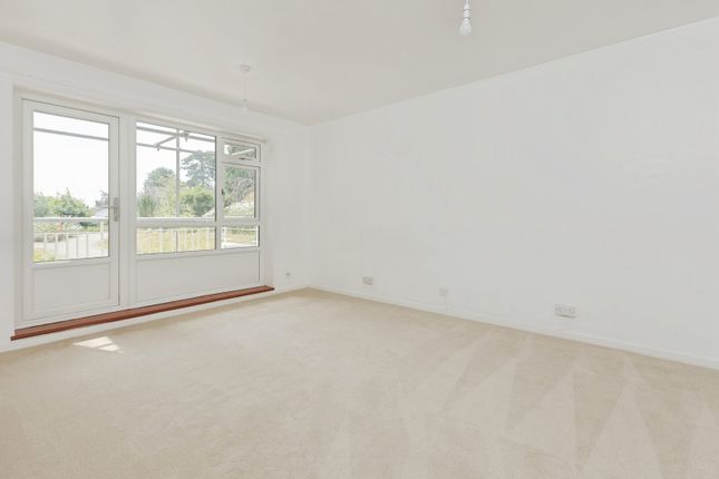 19 Hamilton Court,, Chilston Road, Kent photo 4