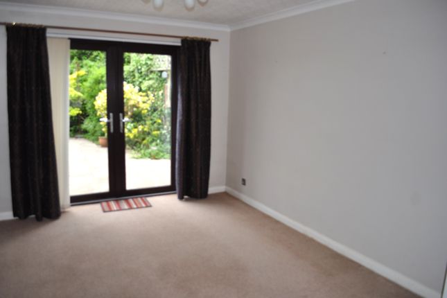 3, Orchard Drive, Swansea photo 5