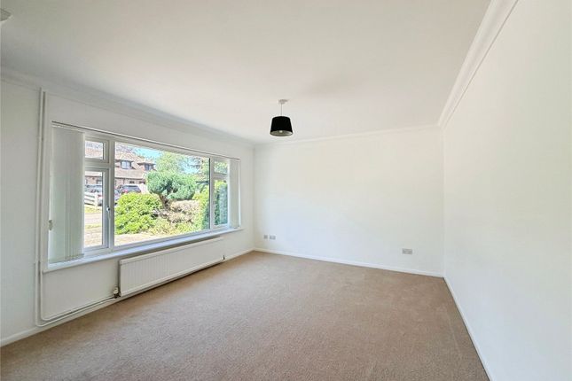 58, Greenacres Ring, Angmering photo 3