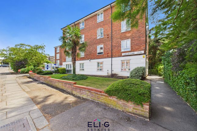 A Recently Modernised Two Bedroom Purpose Built Flat