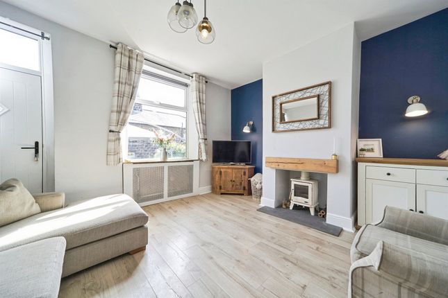 8, South View Terrace, LEEDS photo 2