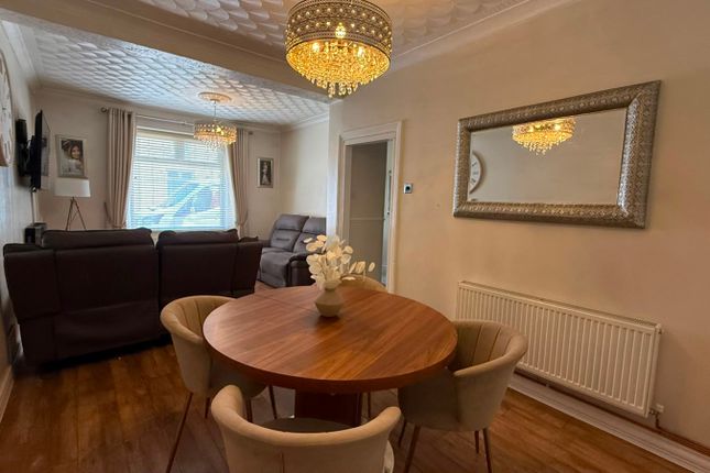 35, Pemberton Road, Llanelli photo 3