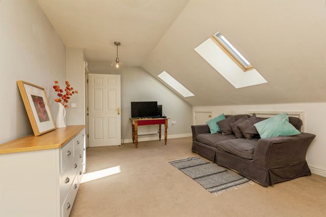 Flat 16, Albany Court, Albany Road, Bath photo 4
