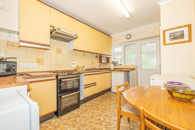 21, River Court, Canterbury photo 3