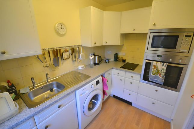 Flat for sale in South Walks Road, Dorchester