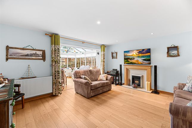 76, Pentre Nicklaus Village, Llanelli photo 2