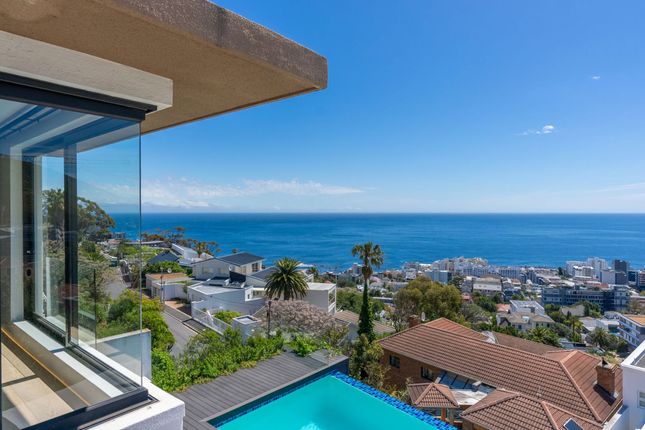 Detached house for sale in 240 Ocean View Drive, Fresnaye, Atlantic Seaboard, Western Cape, South Africa