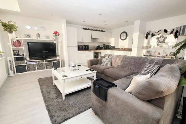 Apt 18, Birch Hill Clock Tower, Rochdale photo 2