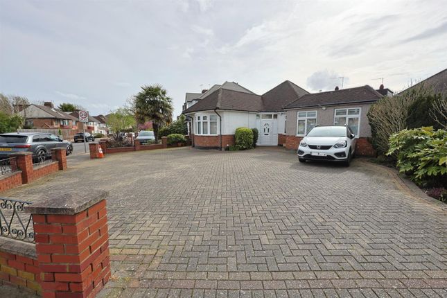 Detached bungalow for sale in Glengall Road, Edgware, Middlesex