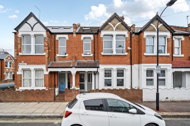 1-bed flat on 128, Willow Vale, London, £425,000