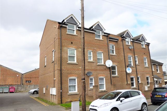Thumbnail Flat for sale in May Street, Luton