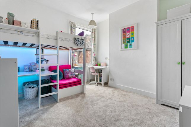 49, Woodbury Street, London photo 4