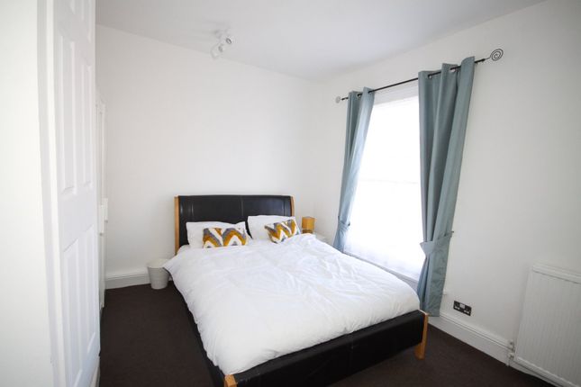 Room to rent in West Street, Sittingbourne ME10