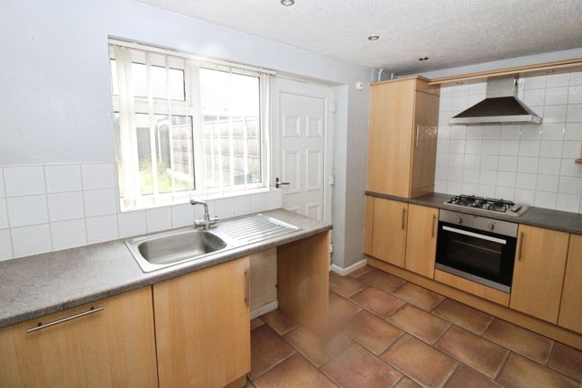 6, Meadow Garth, Hull photo 4