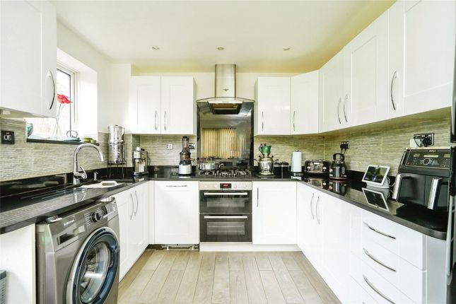 Detached house for sale in Willow Drive, Bicester, Oxfordshire