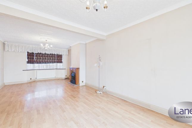 14, Hatton Road, Waltham Cross photo 4