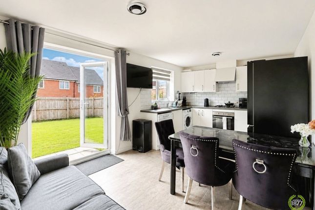 16 Lonsdale Street, Accrington photo 3