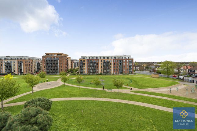 Penthouse for sale in Bournebrook Grove, Romford