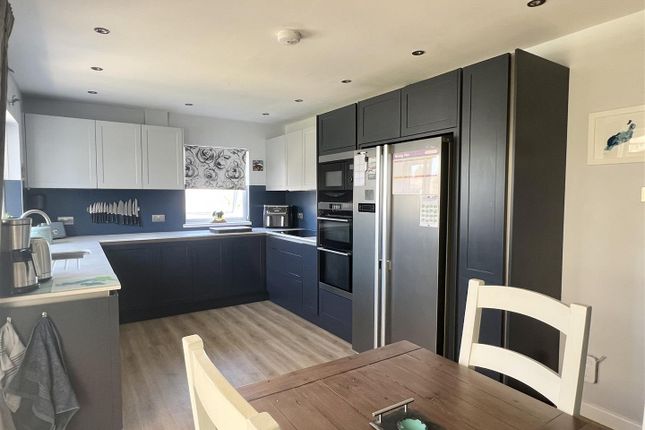 11, Edinburgh Close, St. Austell photo 4