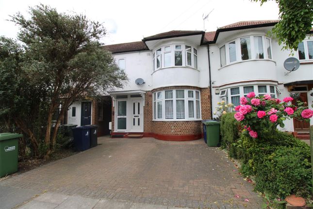 Maisonette to rent in Stanley Avenue, Greenford