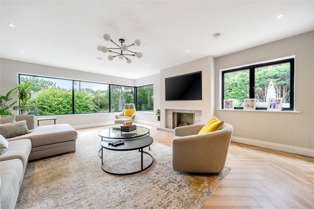 Corner Coombe, 28, Tekels Avenue, Camberley photo 4