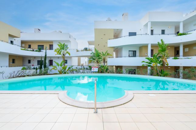 Thumbnail Apartment for sale in Alvor, Algarve, Portugal