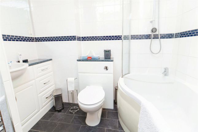 End terrace house for sale in Laurelside Walk, Dunstable