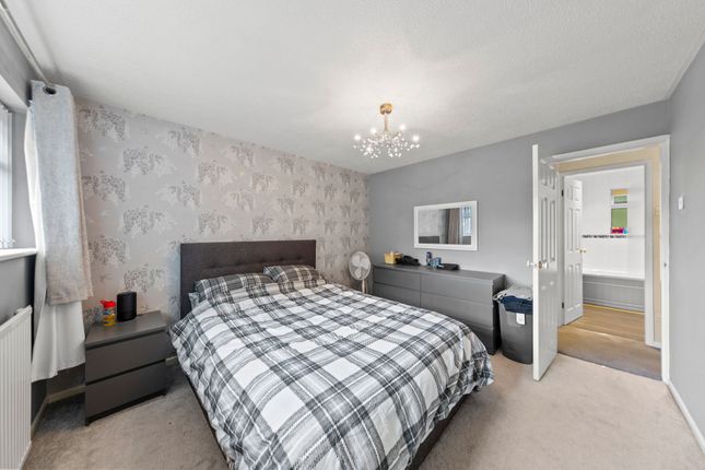 55 Colwyn Close, Warrington photo 5