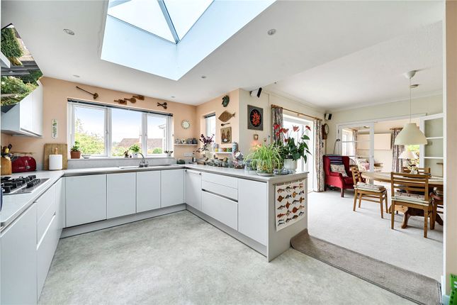 5, Springfield Crescent, Dorset photo 3