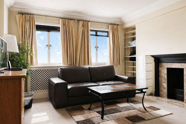 Flat 178B, Chiltern Court, London photo 2