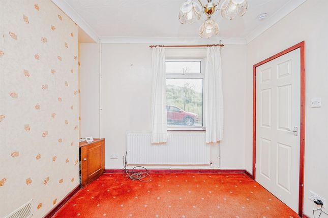 33, David Street, Bridgend photo 4