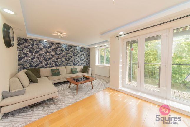 14 Thirleby Road, London photo 2