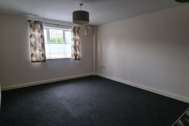 8, Cliffield View,  Rotherham photo 4