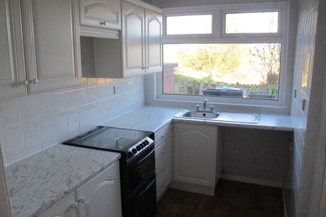 38 Syke Road, Rochdale photo 4