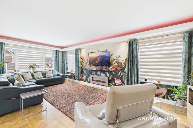 10, Faraday Road, Mansfield photo 3