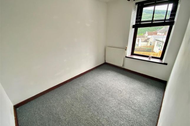 27, MOUNTAIN ASH photo 4