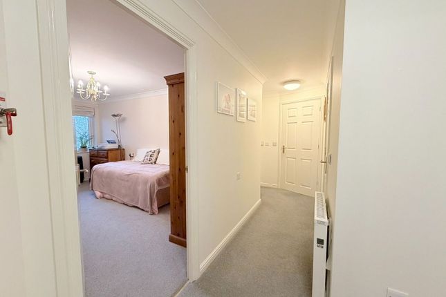 48, Enfield Court, Garside Street, Hyde photo 3
