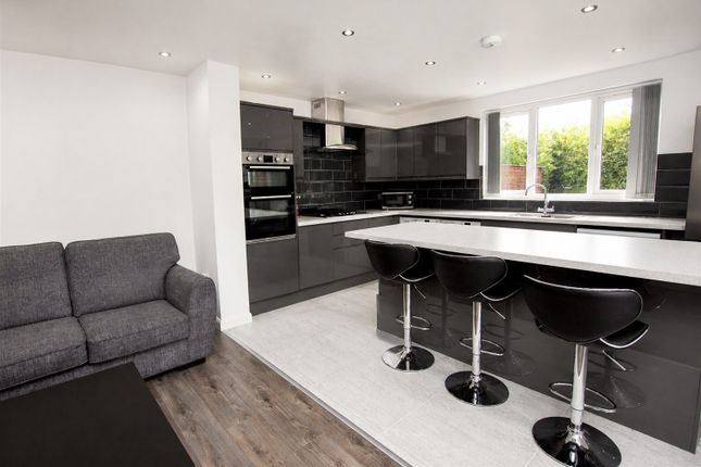 POOLE CRESCENT, BIRMINGHAM photo 3