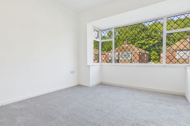 23, KINGSTON GARDENS, HYDE photo 3