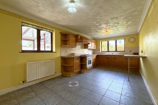5, Marlborough Court, Newark photo 4