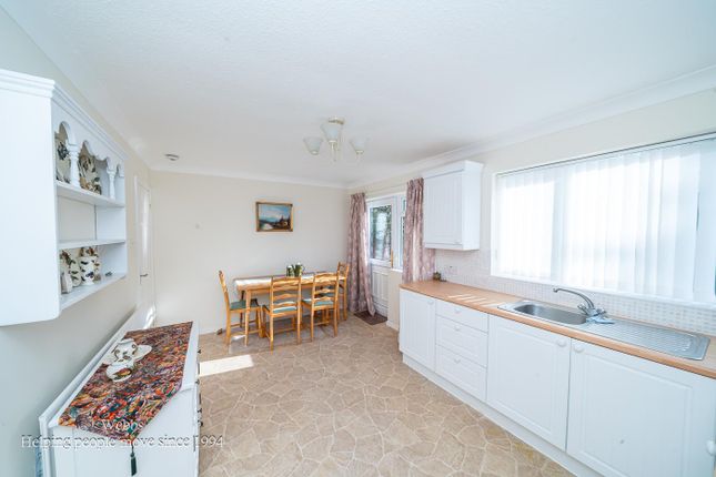 33, Bower Lane, Rugeley photo 3