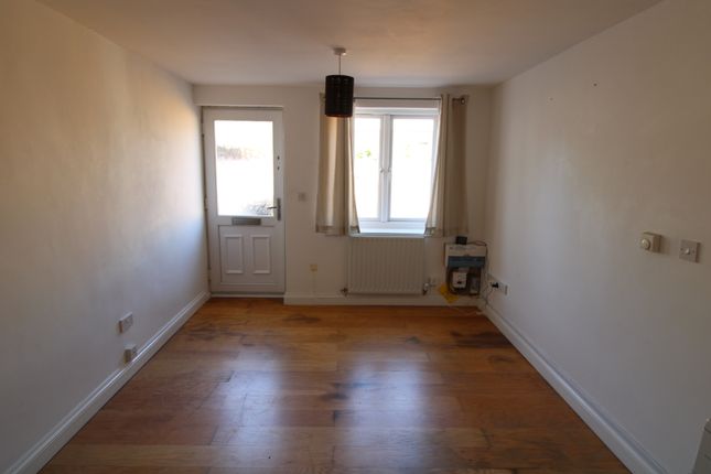86, St. John Street, Bridgwater photo 2