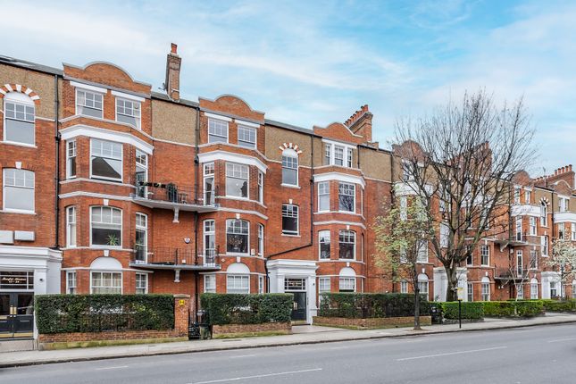 Flat for sale in Beaufort Street, London