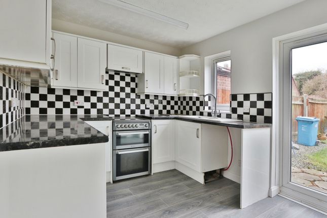Terraced house for sale in Lowdale Close, Hull