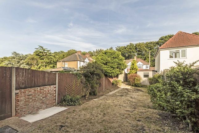 132, Whytecliffe Road North, Purley photo 5
