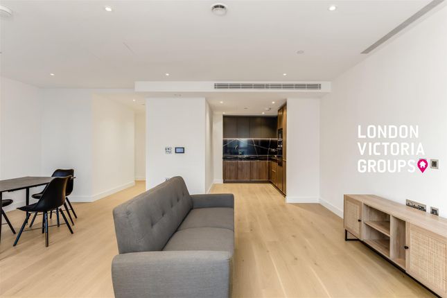 Flat 1, Opus House, 3 Salutation Gardens, London photo 4